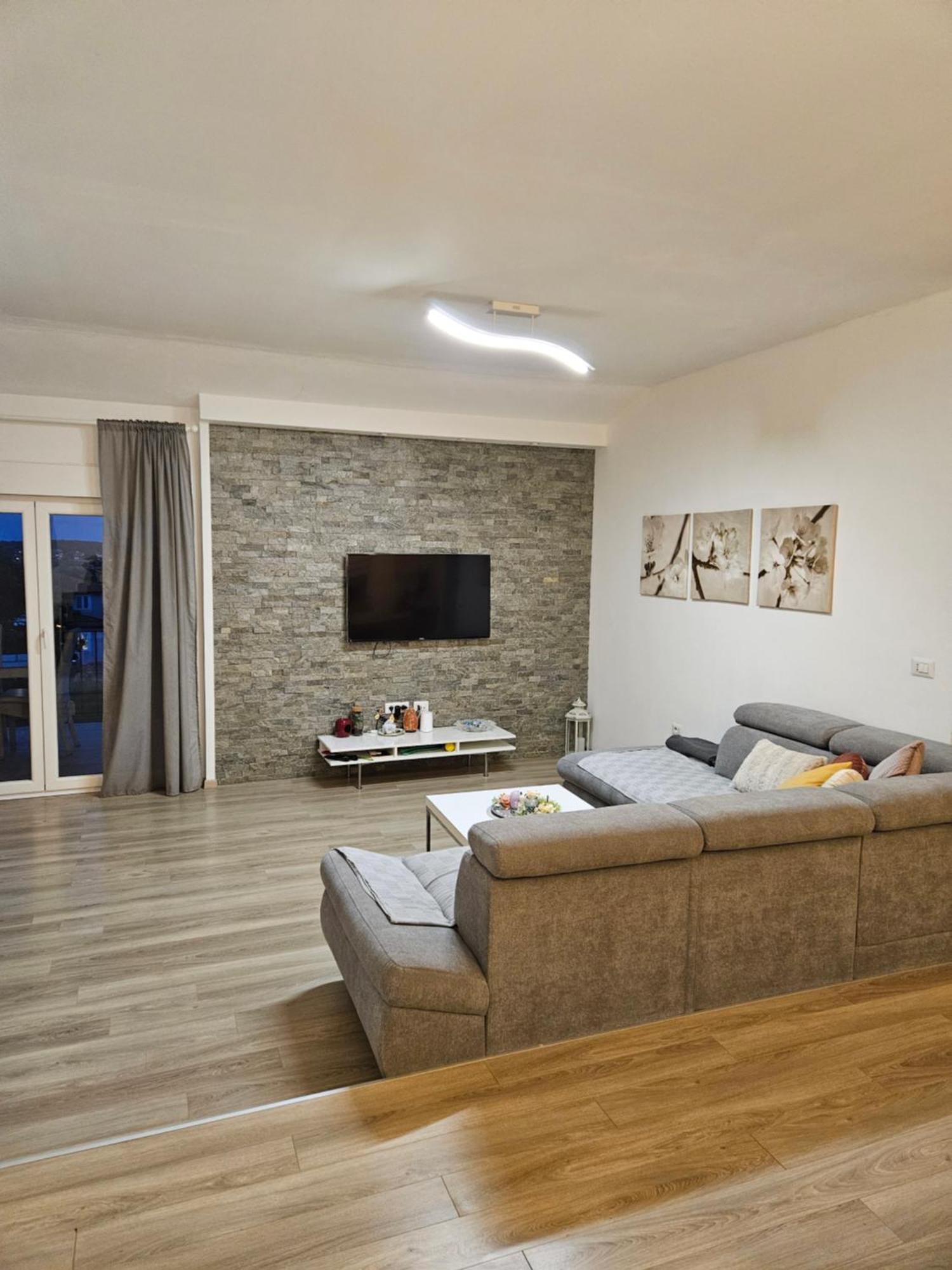 Apartment Robi 乌马格 外观 照片